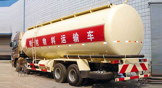 福田欧曼45吨粉粒物料运输车图片