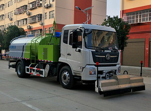 东风天锦高压清洗车_路面清洗车